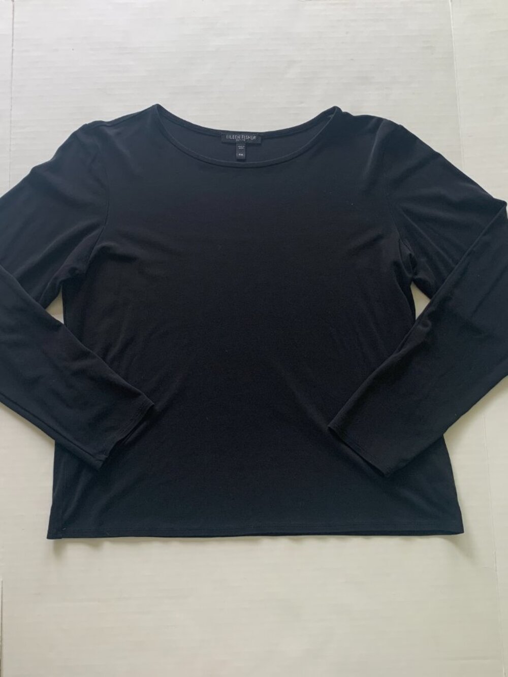 Eileen Fisher Women's Size PM 100% Silk Jersey Long Sleeve Top Blouse Minimalist